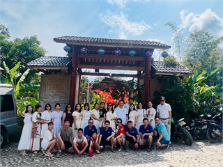 Chi bộ Khoa Khoa học Cơ bản tổ chức học tập, tìm hiểu thực tế năm 2025