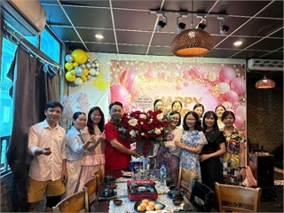 Tổ nữ công Khoa Giáo dục đại cương tổ chức họp mặt chào mừng Ngày Phụ nữ Việt Nam 20/10