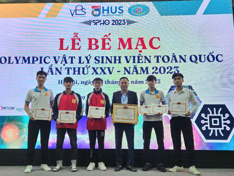 Đội tuyển Olympic Vật Lý trường Đại học Công nghiệp Hà Nội đạt giải Ba toàn đoàn tại kỳ thi Olympic Vật Lý toàn quốc lần thứ XXV
