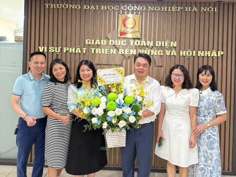 Khoa Khoa học Cơ bản tổ chức kỷ niệm 95 năm Ngày thành lập Hội Liên hiệp Phụ nữ Việt Nam