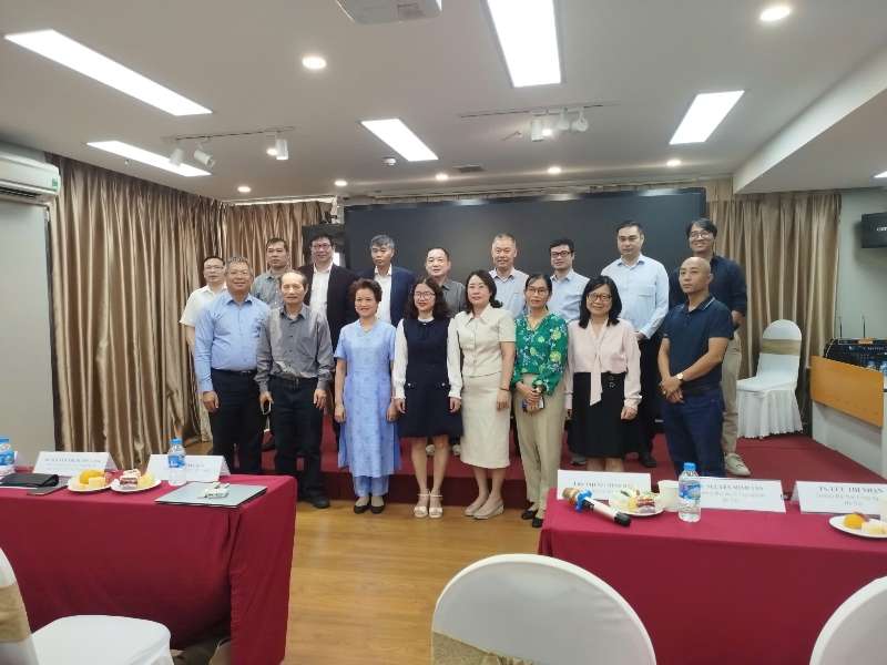 Bài đăng, ngày 30 tháng 10 năm 2025 TS. Lưu Thị Nhạn – Phó Trưởng khoa Khoa học Cơ bản, Đại học Công nghiệp Hà Nội tham dự và báo cáo tại Hội thảo về ứng dụng TRIZ và khai thác sáng chế trong doanh nghiệp Việt Nam