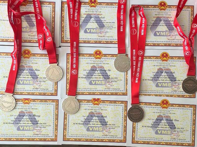 Đội tuyển Olympic Toán Đại học Công nghiệp Hà Nội xuất sắc giành 4 giải Nhì, 2 giải Ba tại Kỳ thi Olympic Toán sinh viên toàn quốc 2026