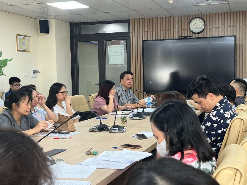 Khoa Khoa học cơ bản họp triển khai nhiệm vụ trọng tâm, chuẩn bị kết thúc năm học 2025–2026